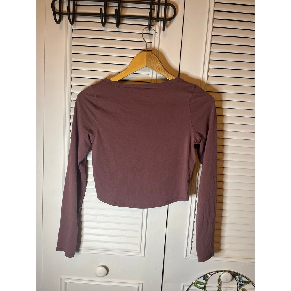 organic basics Henley Long-Sleeve crop Tee - Picture 3 of 7